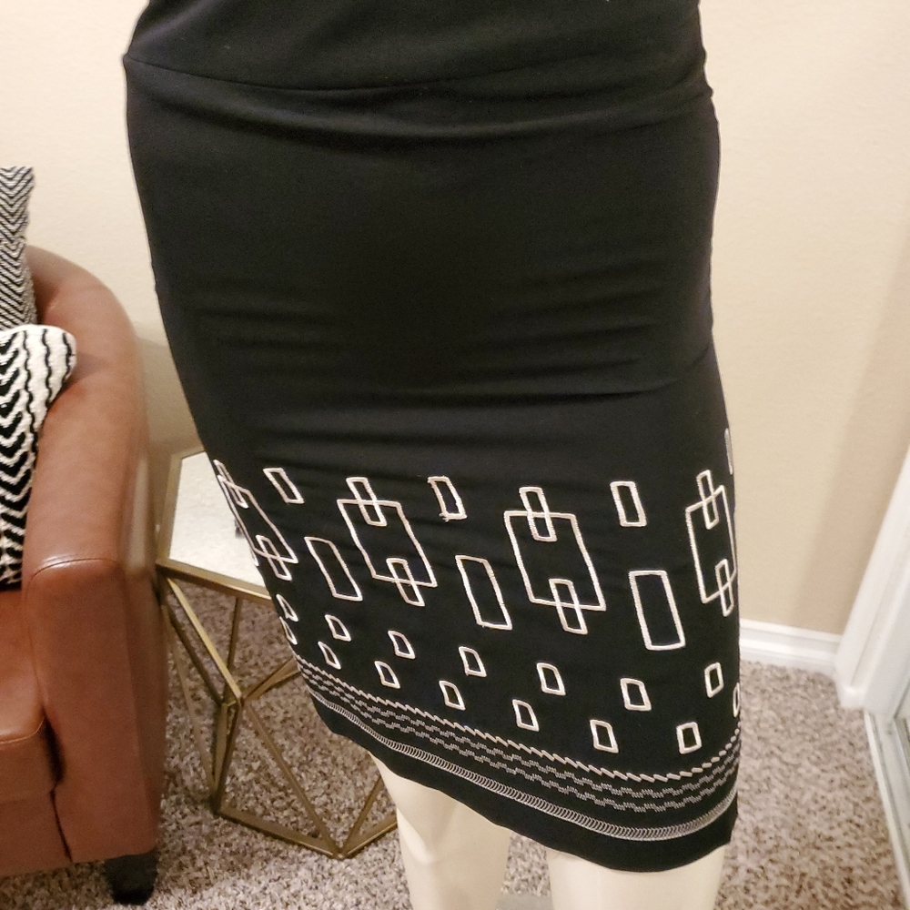 Black Embroidered Pencil Skirt